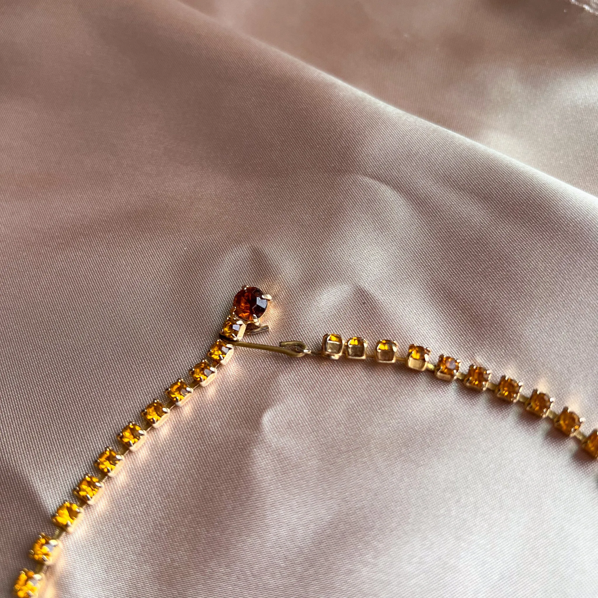 1950s Scalloped Citrine Gemstone Necklace