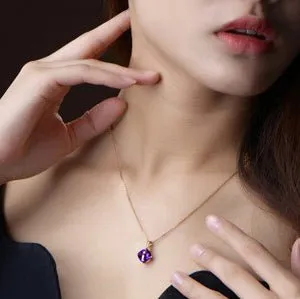 3.25ct Cushion Amethyst 18k Yellow Gold Pendant