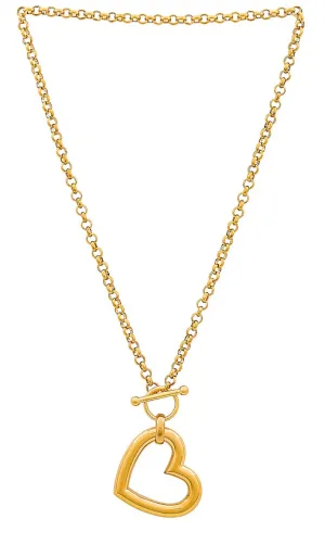 Amber Sceats Oversized Heart Chain Necklace in Metallic Gold