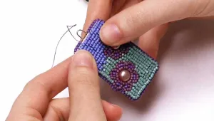 How to Make a Wire Bail for Bead Embroidery