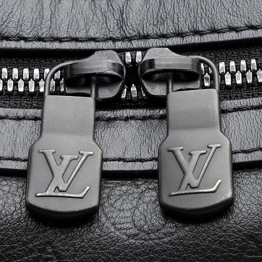 Louis Vuitton Monogram Shadow Sprinter Backpack (SHF-21151)