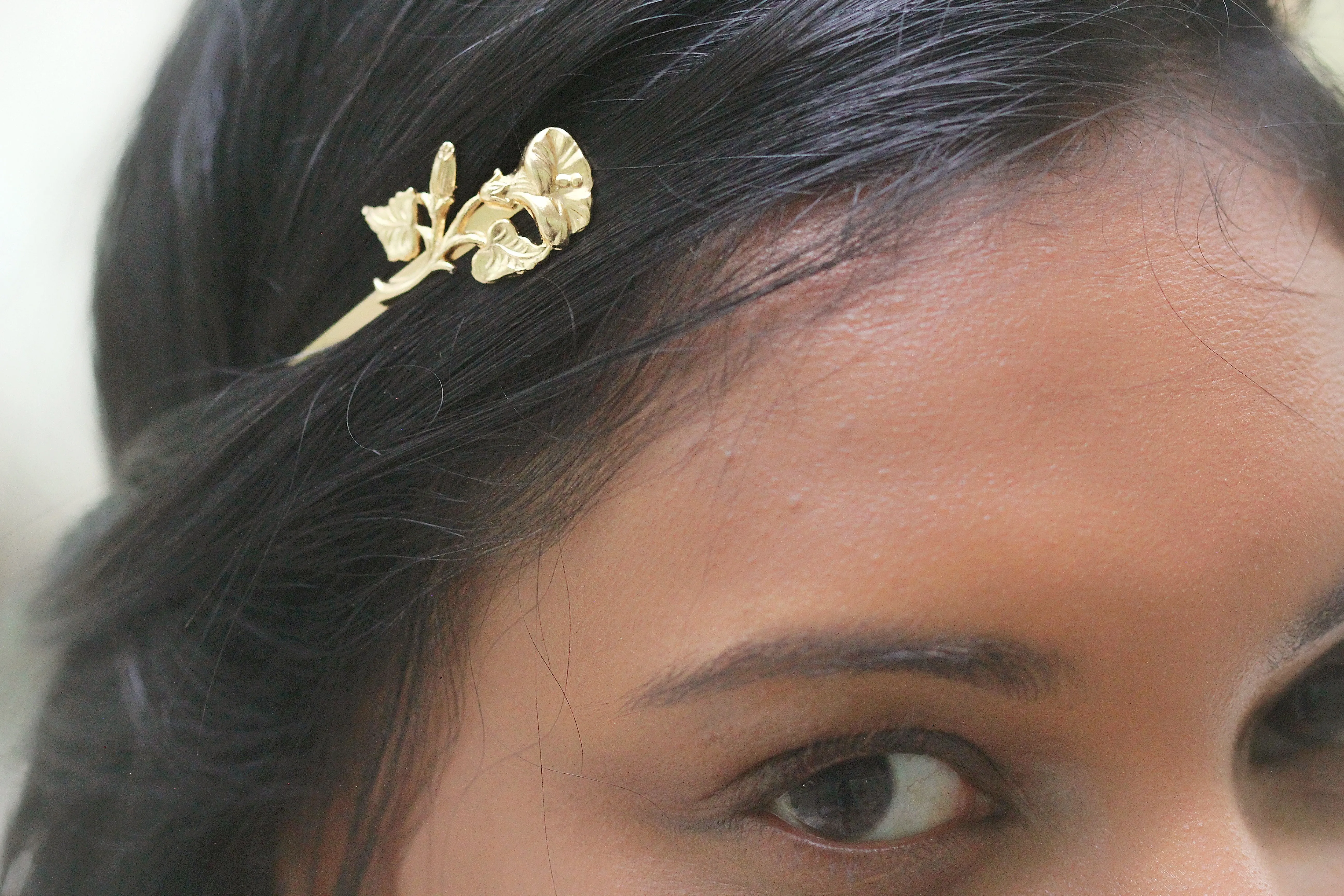 Tiny Flowers Goddess Crown