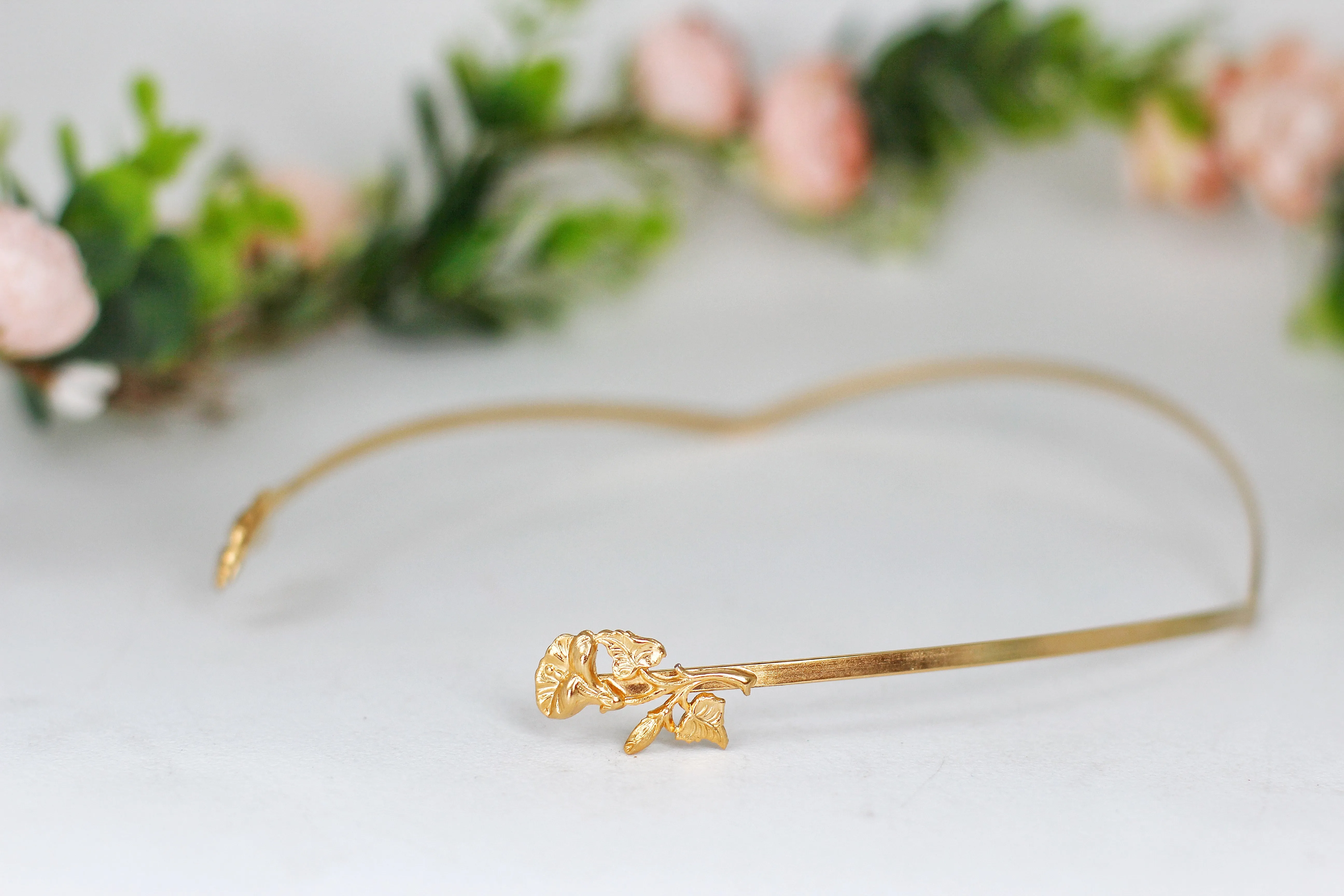 Tiny Flowers Goddess Crown